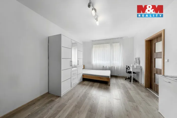 Prodej bytu 3+1, Ústí nad Labem - Mojžíř, Picassova, 78 m2