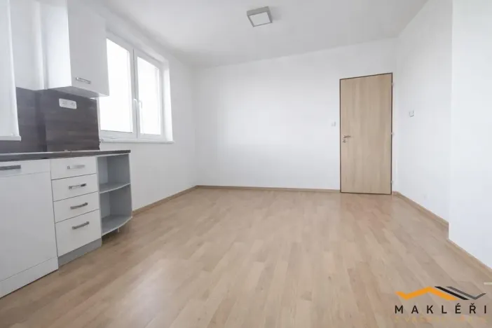 Pronájem bytu 2+kk, Zruč nad Sázavou, Okružní, 37 m2