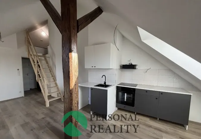 Pronájem bytu 1+kk, Nový Bydžov, U Památníku, 46 m2