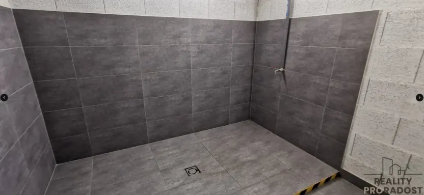 Prodej bytu 1+kk, Praha, Smržových, 30 m2