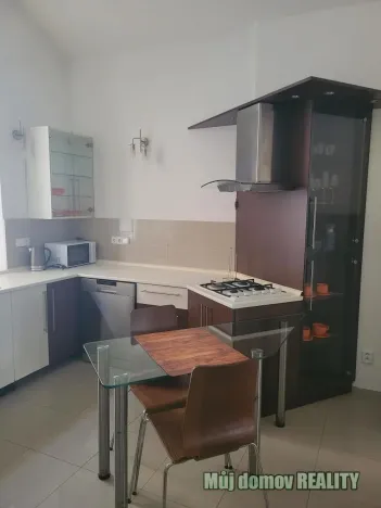 Pronájem bytu 2+1, Praha - Vinohrady, Lublaňská, 60 m2