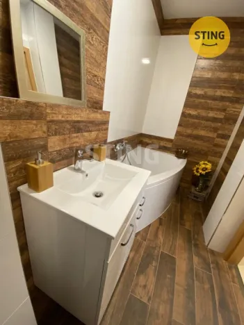 Pronájem bytu 3+kk, Třinec, Pod břehem, 71 m2