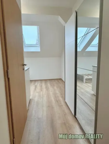 Pronájem bytu 1+kk, Praha - Nové Město, Sokolská, 19 m2