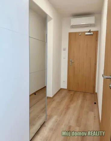 Pronájem bytu 1+kk, Praha - Nové Město, Sokolská, 19 m2