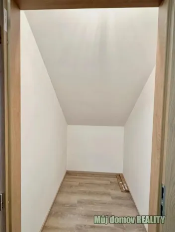 Pronájem bytu 1+kk, Praha - Nové Město, Sokolská, 19 m2