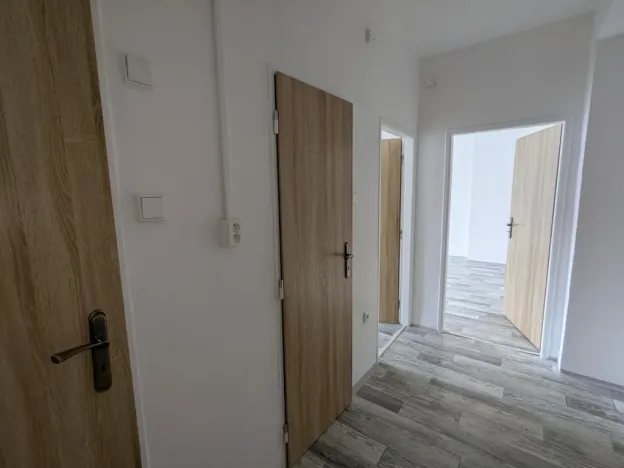 Pronájem bytu 1+1, Jirkov, Ervěnická, 36 m2