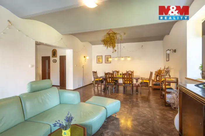 Prodej rodinného domu, Očihov - Očihovec, 500 m2