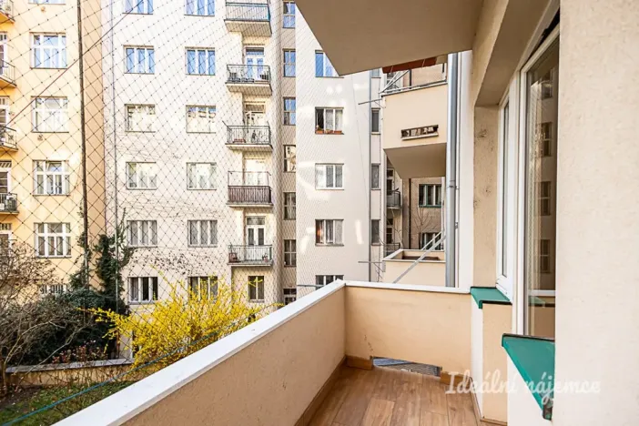 Pronájem bytu 2+1, Praha - Holešovice, Strojnická, 95 m2