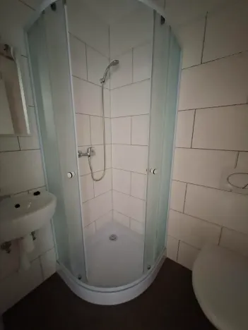 Pronájem bytu 1+kk, Praha - Žižkov, Krásova, 14 m2