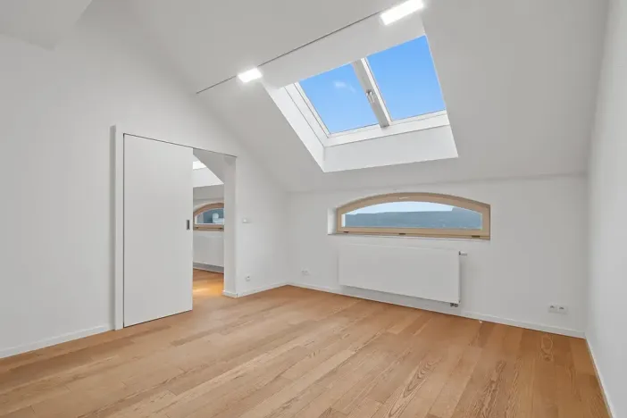 Pronájem bytu 3+1, Praha - Bubeneč, U akademie, 129 m2