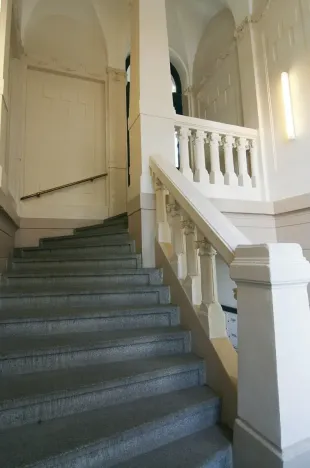 Pronájem bytu 3+1, Praha - Bubeneč, U akademie, 129 m2