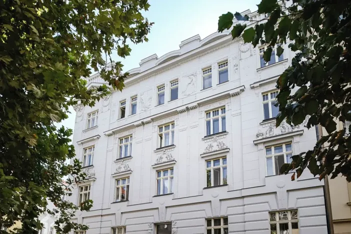 Pronájem bytu 3+1, Praha - Bubeneč, U akademie, 129 m2