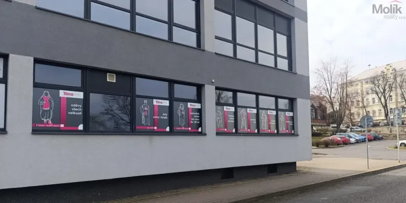 Pronájem obchodního prostoru, Louny, Husova, 172 m2