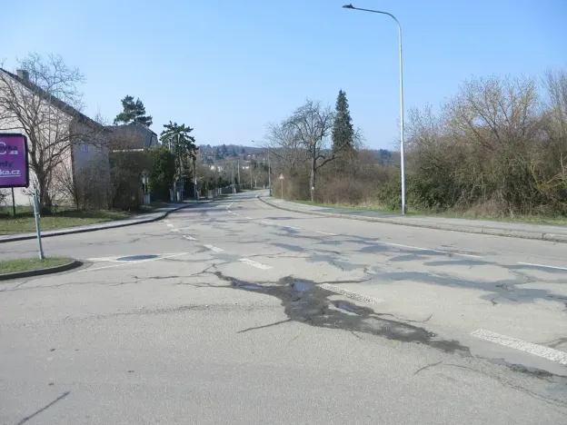 Prodej pole, Brno, Rakovecká, 2070 m2