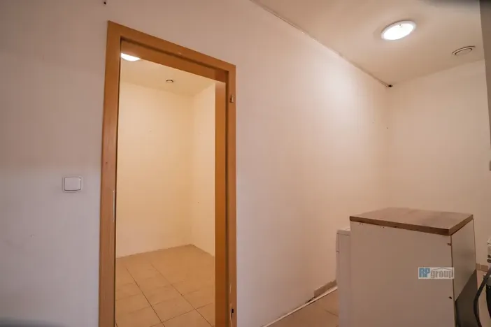 Pronájem obchodního prostoru, Praha - Hlubočepy, Hlubočepská, 104 m2
