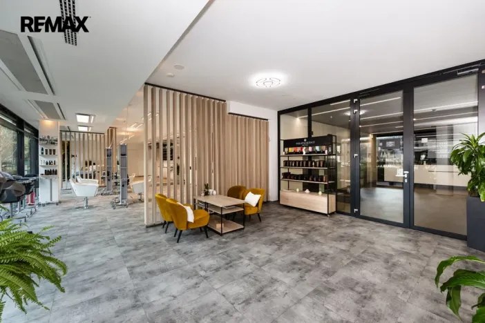 Pronájem obchodního prostoru, Praha - Libeň, Voctářova, 177 m2