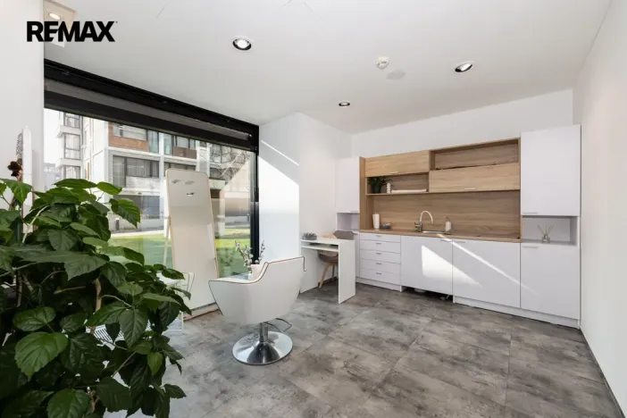 Pronájem obchodního prostoru, Praha - Libeň, Voctářova, 177 m2