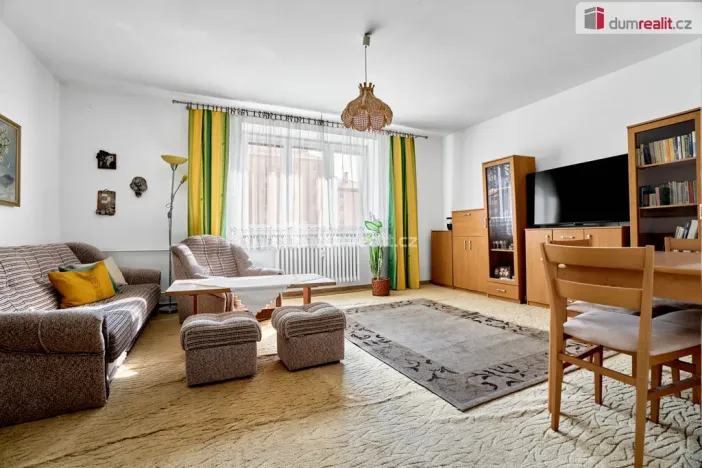 Prodej bytu 2+1, Ostrov, Horská, 63 m2