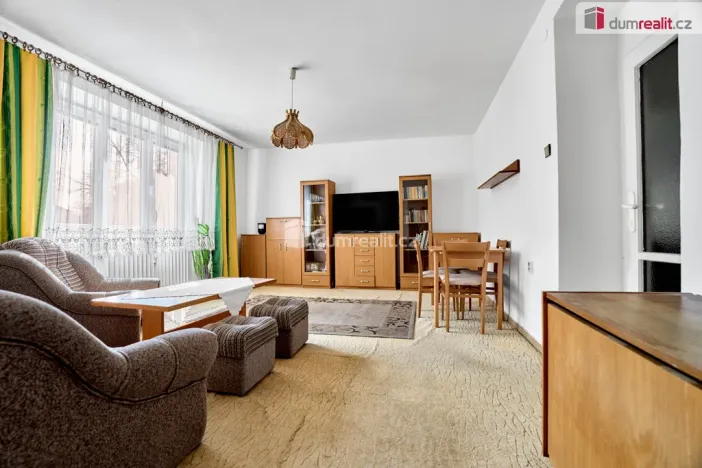 Prodej bytu 2+1, Ostrov, Horská, 63 m2