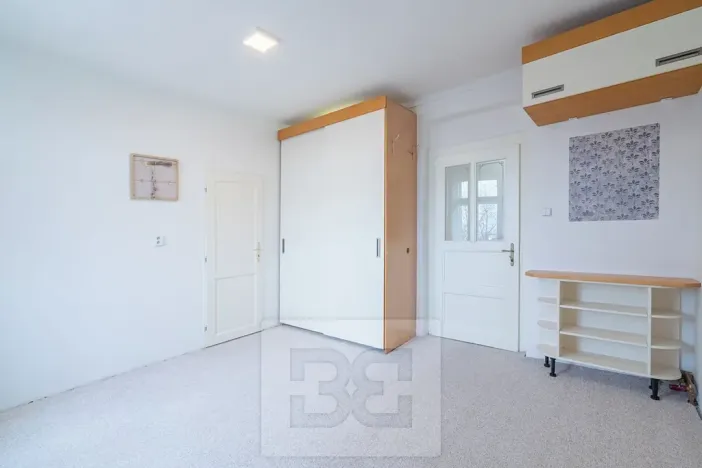 Pronájem bytu 2+kk, Praha - Hloubětín, Hostavická, 35 m2