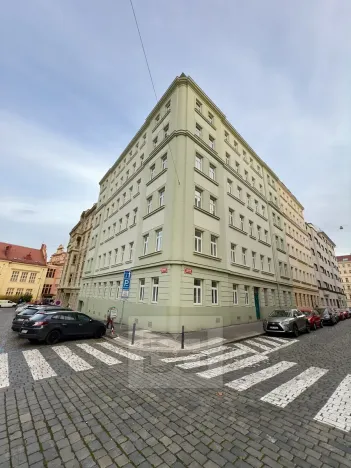 Pronájem bytu 2+kk, Praha - Holešovice, Umělecká, 58 m2
