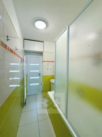 Pronájem bytu 3+1, Praha - Michle, Jivenská, 77 m2