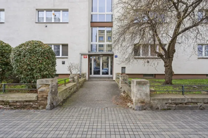 Prodej bytu 1+1, Praha - Holešovice, Osadní, 45 m2