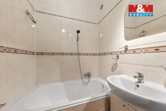 Prodej bytu 2+1, Ústí nad Labem - Ústí nad Labem-centrum, Velká Hradební, 50 m2