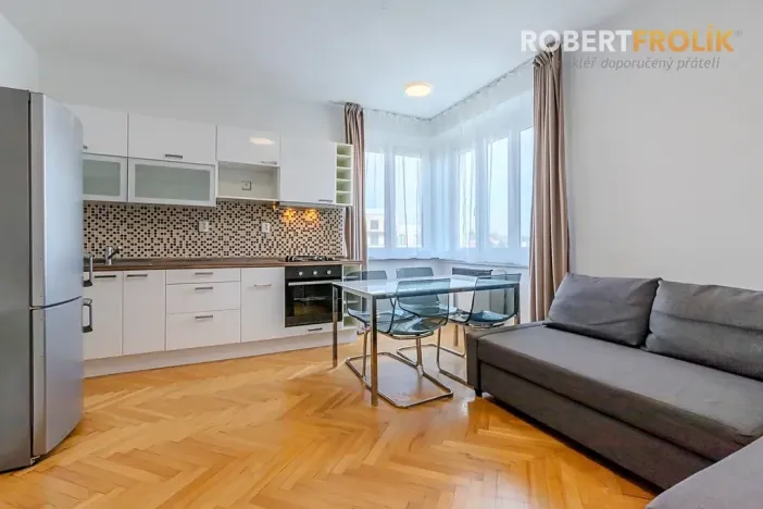 Pronájem bytu 2+kk, Praha - Břevnov, Patočkova, 40 m2