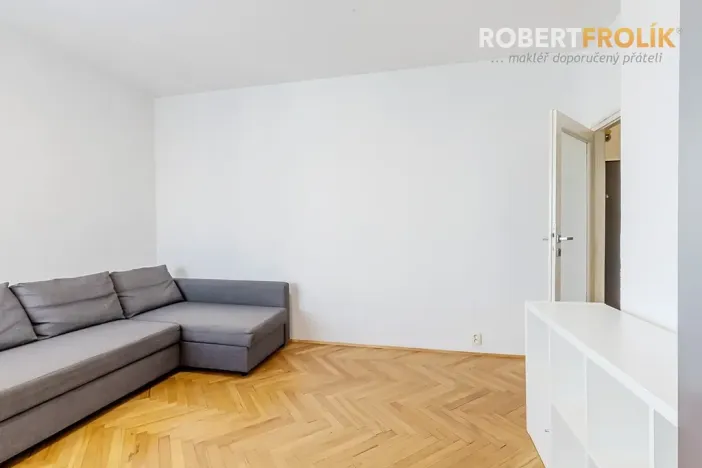 Pronájem bytu 2+kk, Praha - Břevnov, Patočkova, 40 m2