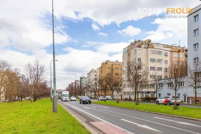 Pronájem bytu 2+kk, Praha - Břevnov, Patočkova, 40 m2