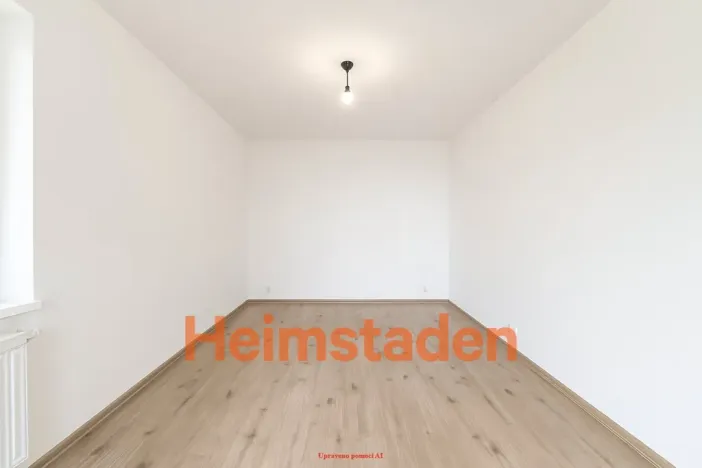 Pronájem bytu 1+kk, Karviná - Nové Město, Kořenského, 36 m2