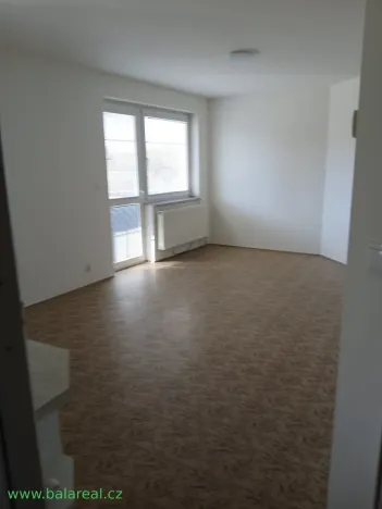 Pronájem bytu 1+kk, Jedovnice, Zahradní, 43 m2