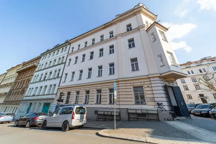 Pronájem bytu 1+kk, Praha - Holešovice, Kamenická, 20 m2