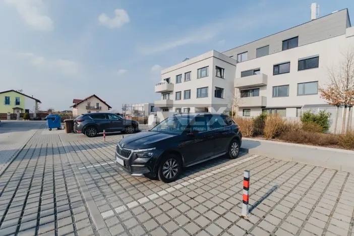 Pronájem bytu 4+kk, Horoměřice, Karla IV., 96 m2