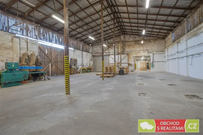 Pronájem skladu, Morašice, 130 m2