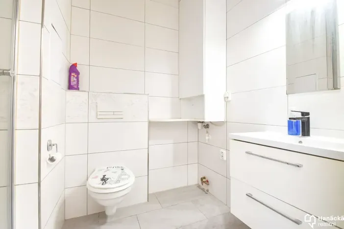 Pronájem bytu 2+kk, Olomouc, Jeremenkova, 48 m2