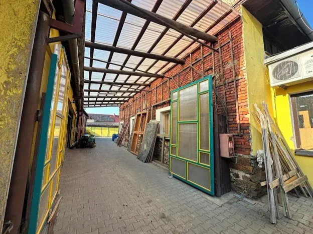 Prodej výrobních prostor, Osek nad Bečvou, 2800 m2