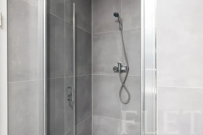 Pronájem bytu 1+kk, Praha - Hloubětín, Poděbradská, 30 m2