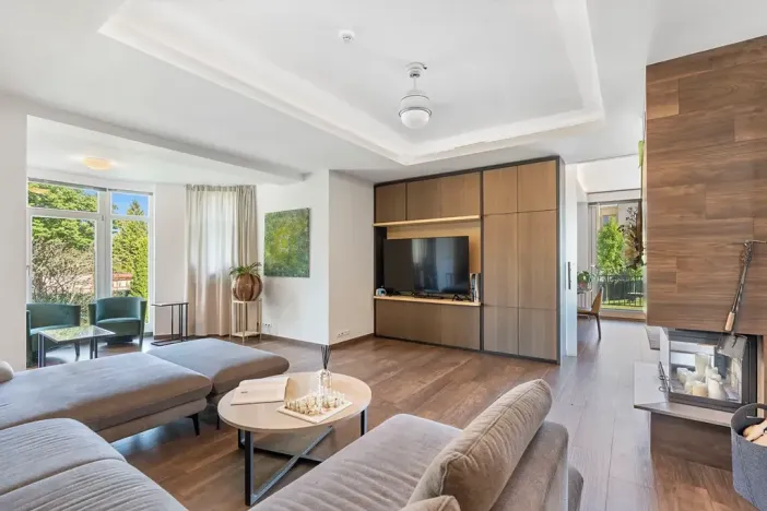 Prodej rodinného domu, Praha - Horní Počernice, Jívanská, 1229 m2