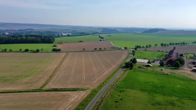 Prodej pozemku pro bydlení, Kuks, 12155 m2