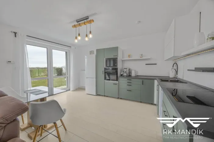 Prodej bytu 3+kk, Veliká Ves, Slunečná, 71 m2