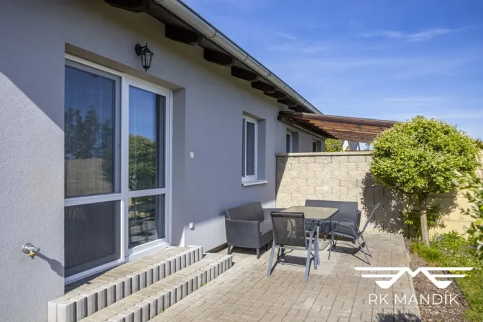 Prodej bytu 3+kk, Veliká Ves, Slunečná, 71 m2