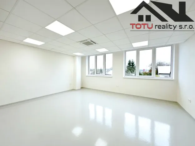 Pronájem kanceláře, Jaroměř, Jezbinská, 45 m2
