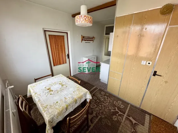 Prodej bytu 3+1, Chomutov, Pod Břízami, 60 m2