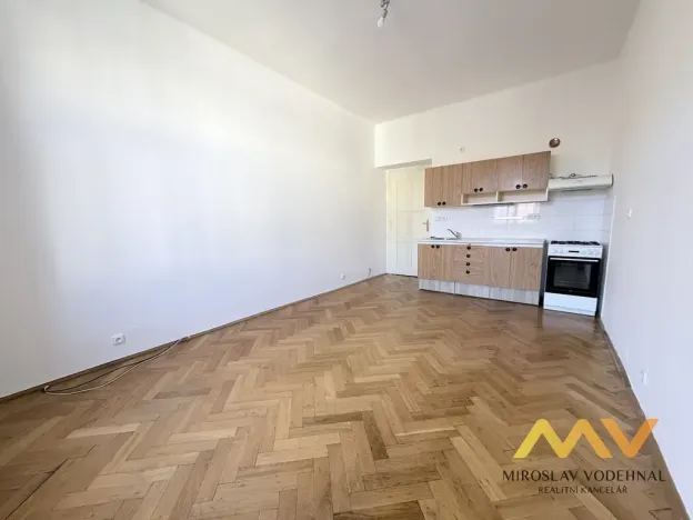 Pronájem bytu 2+kk, Hradec Králové, Nerudova, 55 m2
