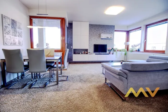 Pronájem bytu 4+kk, Hradec Králové - Nový Hradec Králové, Národních mučedníků, 95 m2