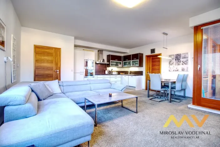 Pronájem bytu 4+kk, Hradec Králové - Nový Hradec Králové, Národních mučedníků, 95 m2