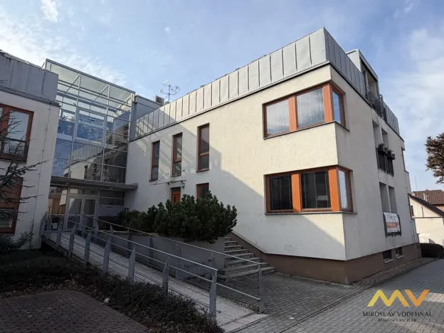 Pronájem bytu 4+kk, Hradec Králové - Nový Hradec Králové, Národních mučedníků, 95 m2