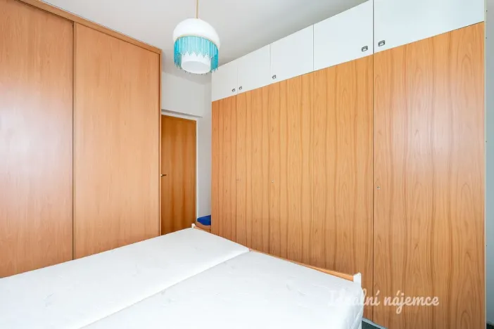 Pronájem bytu 3+kk, Praha - Újezd, Pastevců, 68 m2